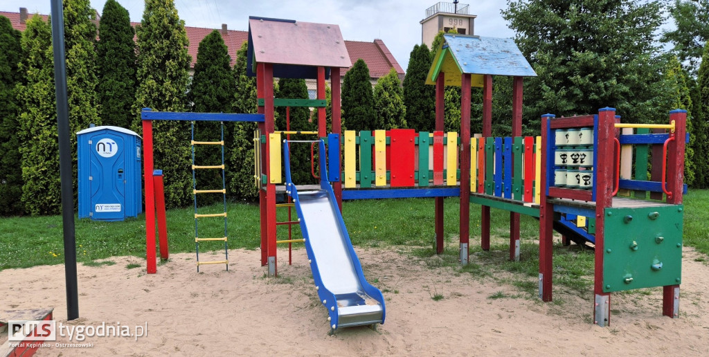 Dramatyczne chwile na placu zabaw