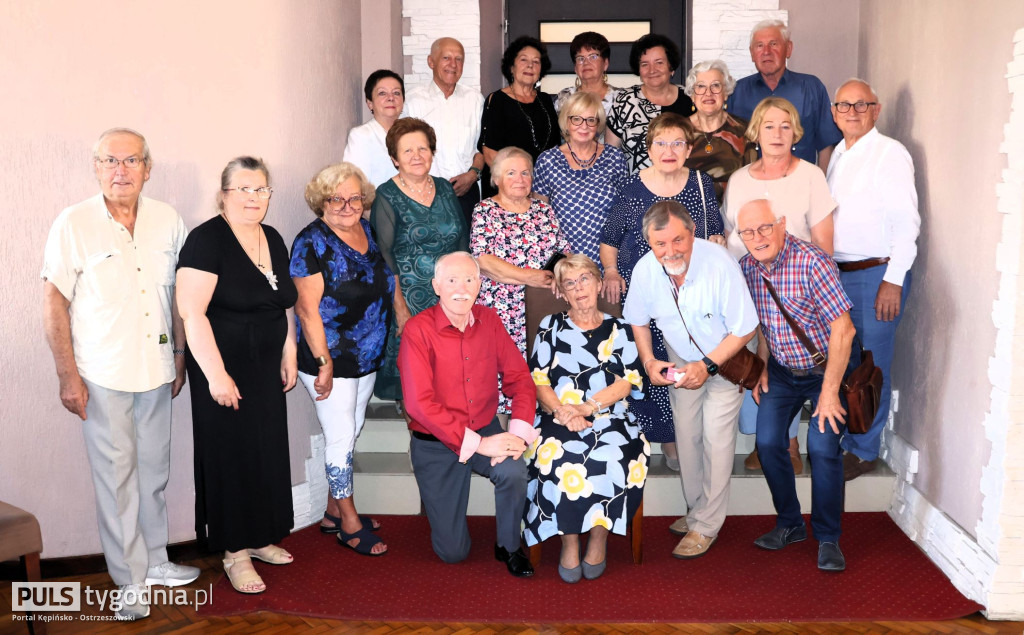 Spotkali się 60 lat po ukończeniu szkoły