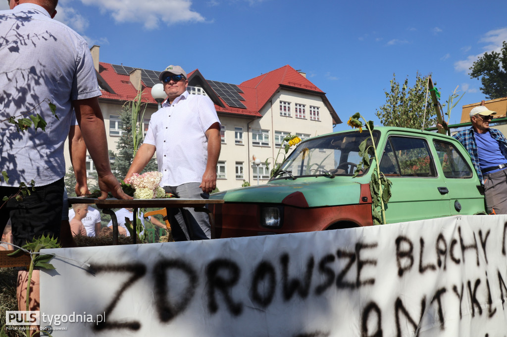 W Dożynkowym korowodzie w Doruchowie