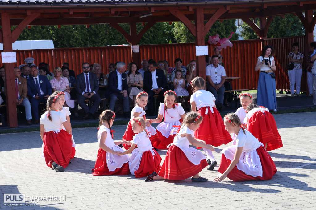 W Dożynkowym korowodzie w Doruchowie