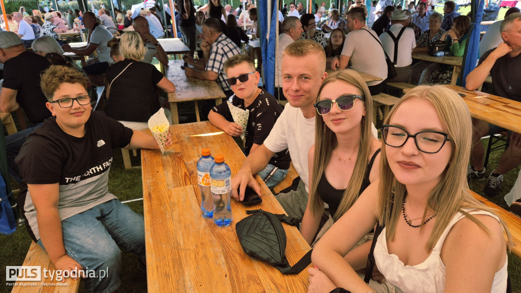 W Dożynkowym korowodzie w Doruchowie