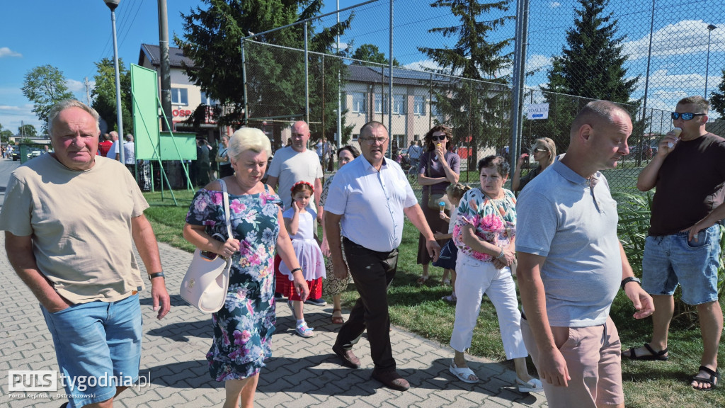 W Dożynkowym korowodzie w Doruchowie