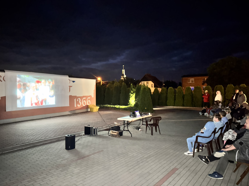 Kino Letnie w Mikstacie