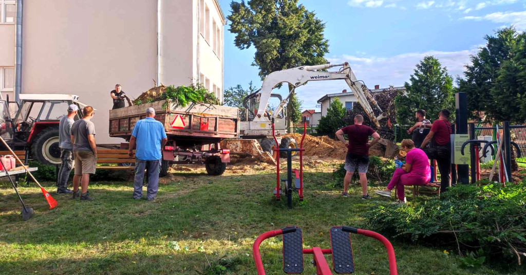 Przygotowali teren pod plac zabaw