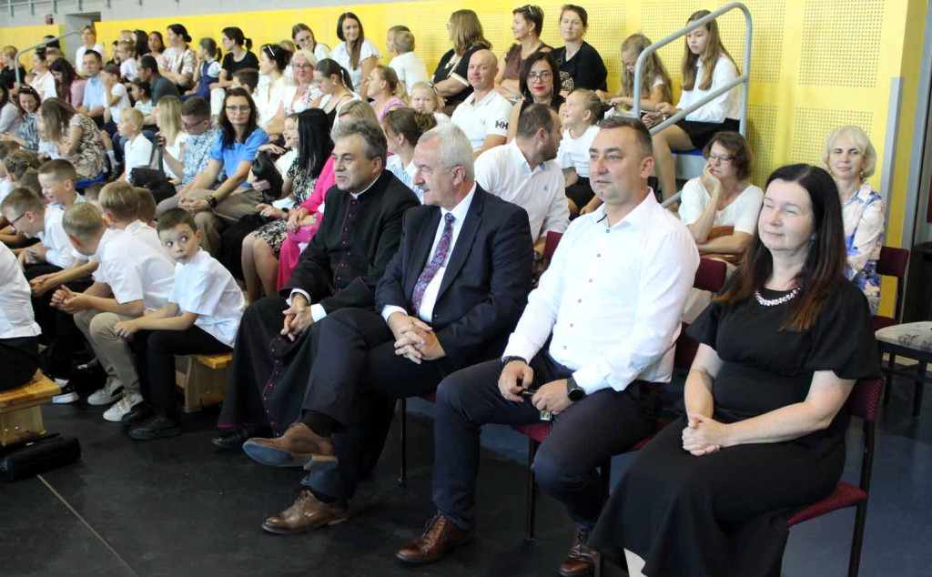 Rozpoczęcie roku szkolnego w gminie Mikstat