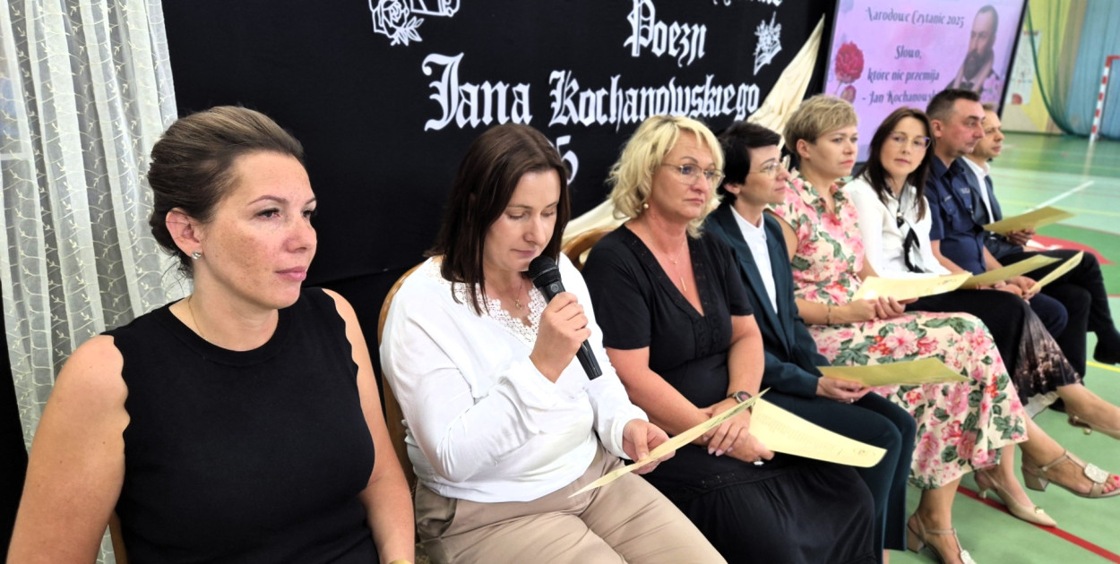 Narodowe Czytanie w szkole w Kraszewicach