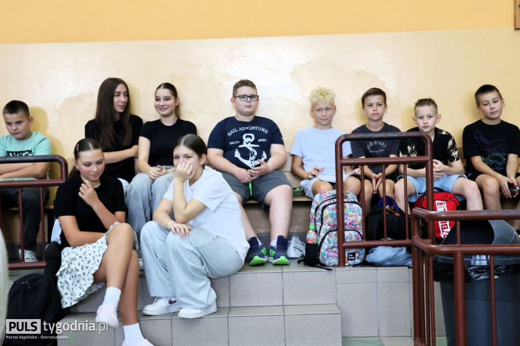 Narodowe Czytanie w szkole w Kraszewicach