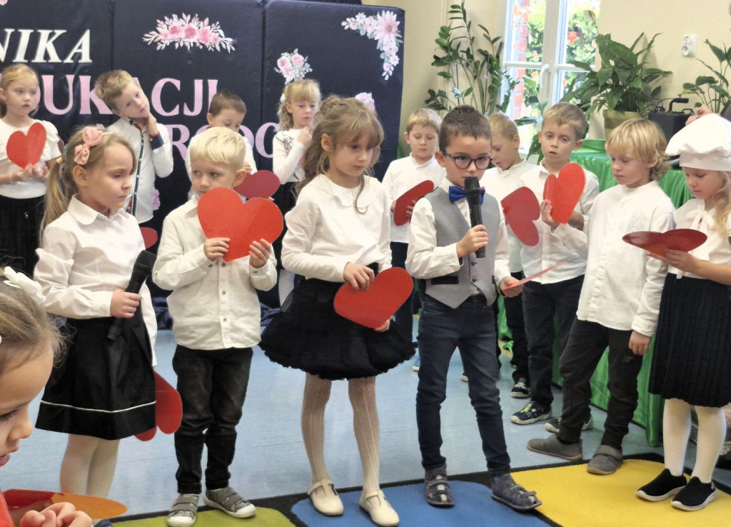 Dzień Nauczyciela w Przedszkolu w Grabowie