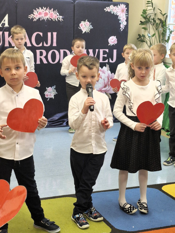 Dzień Nauczyciela w Przedszkolu w Grabowie