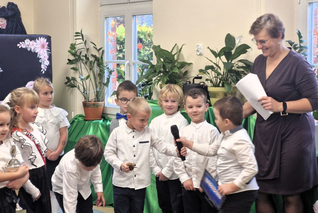 Dzień Nauczyciela w Przedszkolu w Grabowie