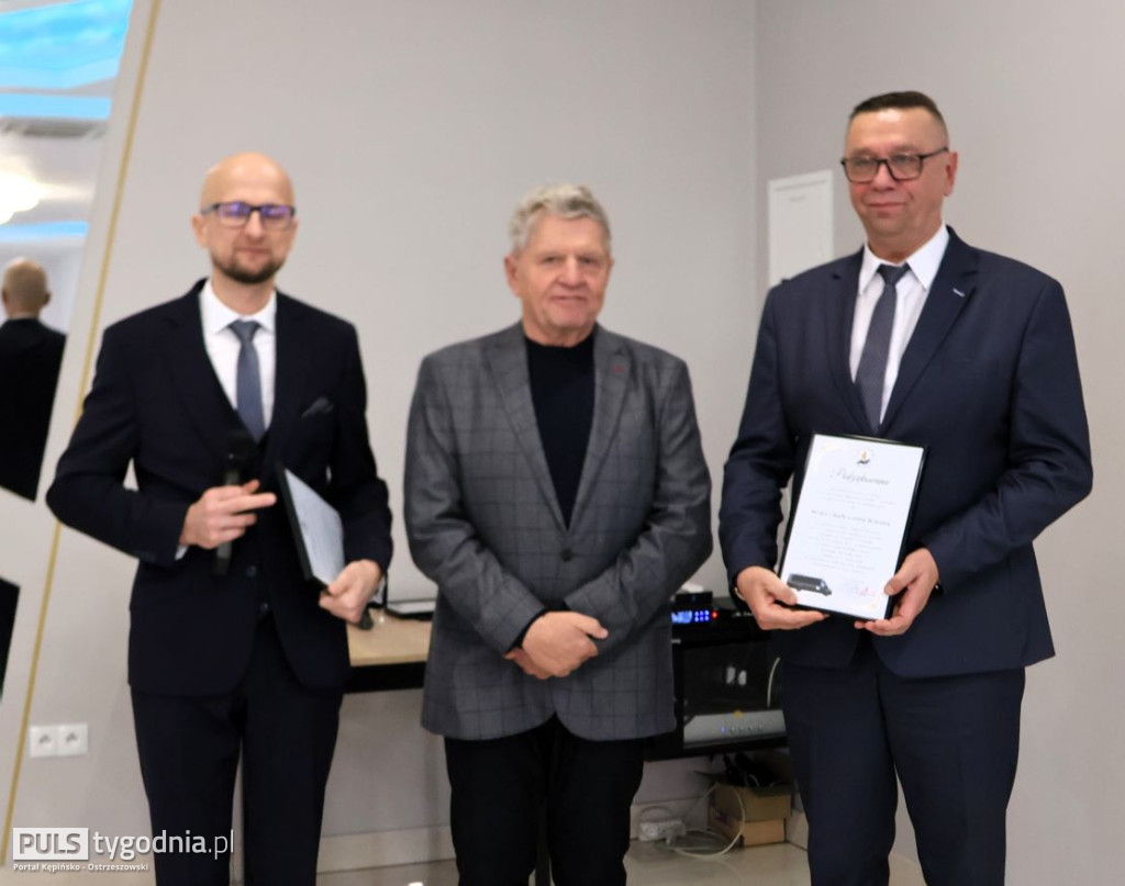 Nowy samochód dla WTZ w Kuźnicy Grab.
