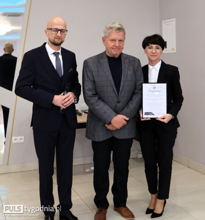 Nowy samochód dla WTZ w Kuźnicy Grab.