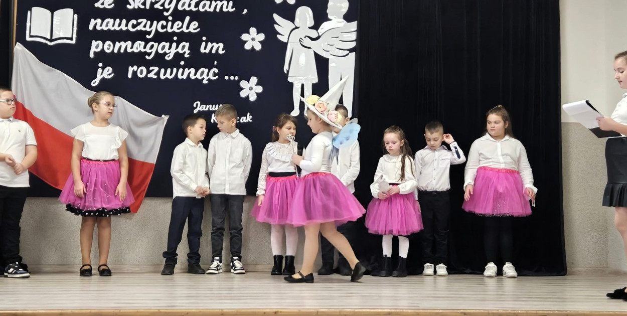 Dzień Edukacji Narodowej w szkole w Bukownicy