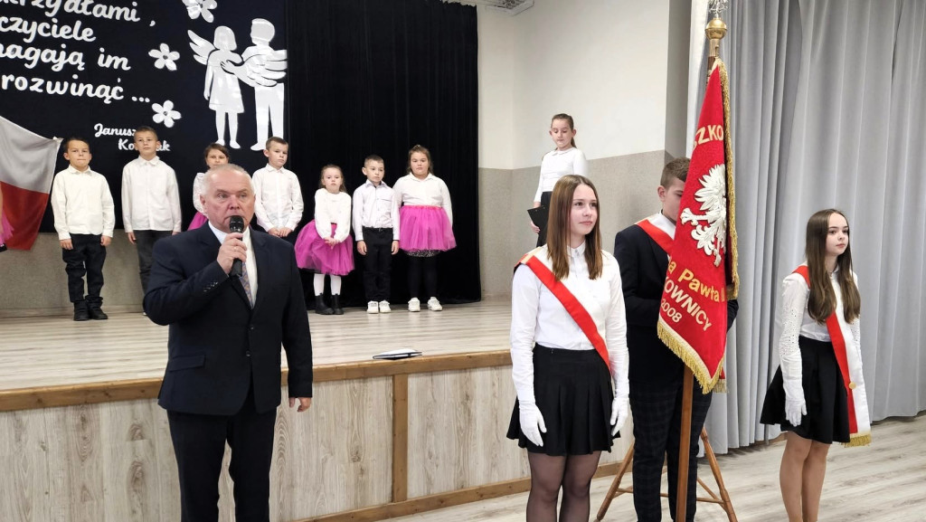 Dzień Edukacji Narodowej w szkole w Bukownicy