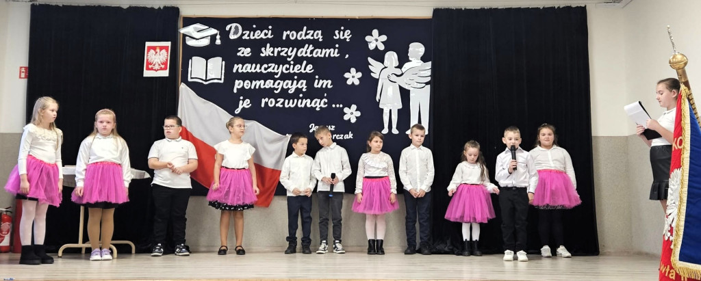 Dzień Edukacji Narodowej w szkole w Bukownicy