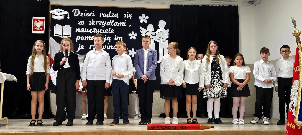 Dzień Edukacji Narodowej w szkole w Bukownicy