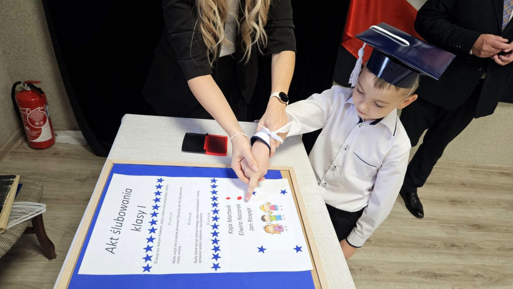 Dzień Edukacji Narodowej w szkole w Bukownicy