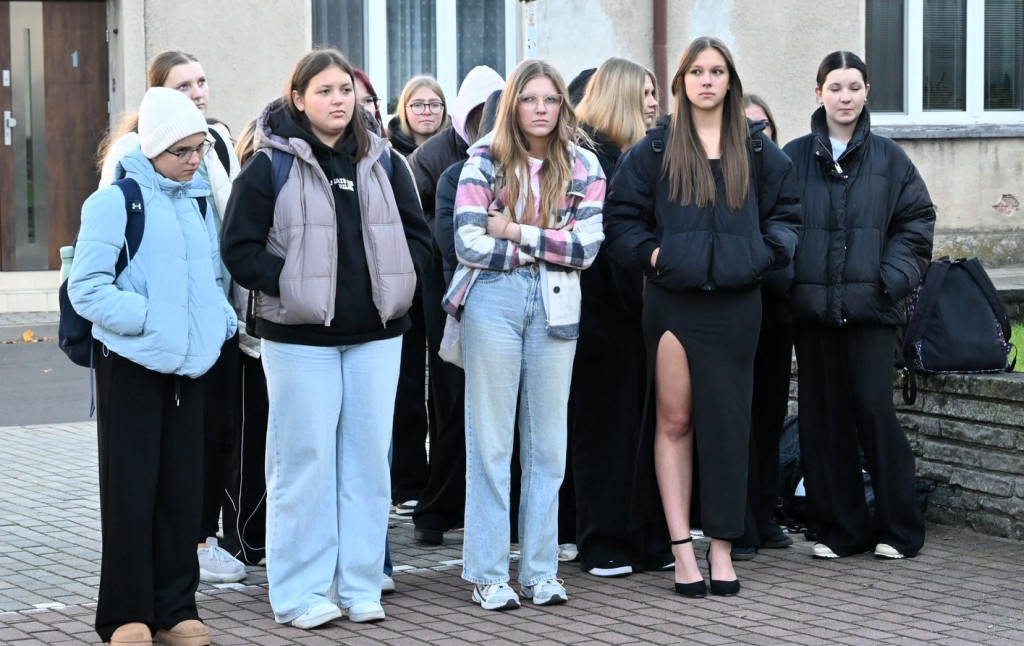 Na skwerze im. Zbyszka Szmaja odsłonięto tablicę