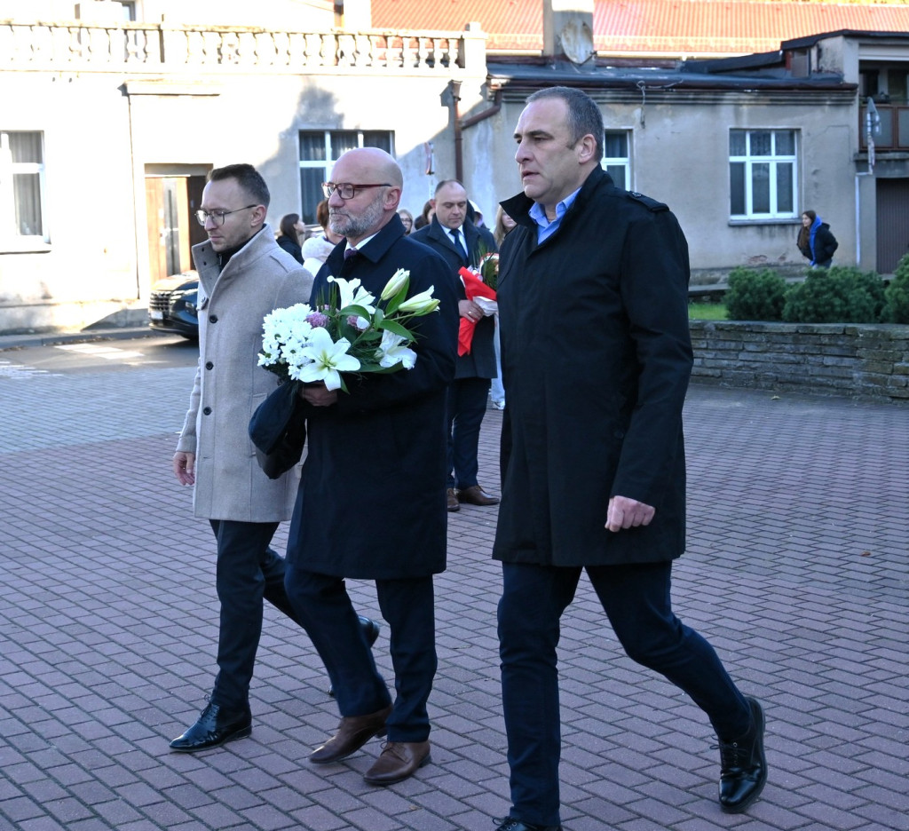 Na skwerze im. Zbyszka Szmaja odsłonięto tablicę