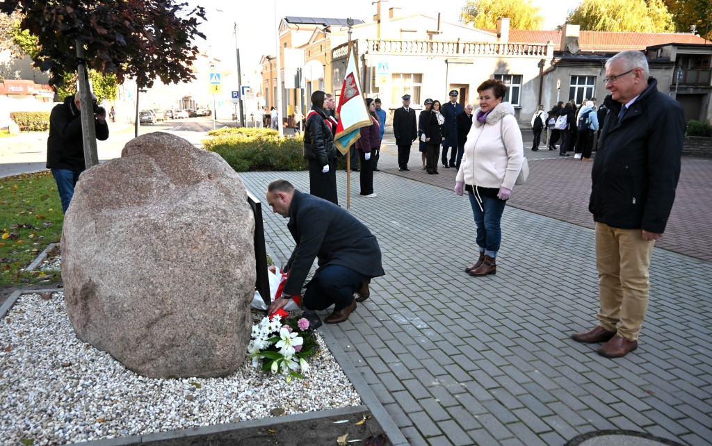 Na skwerze im. Zbyszka Szmaja odsłonięto tablicę