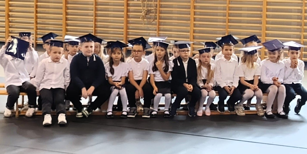 Ślubowanie pierwszoklasistów w Mikstacie