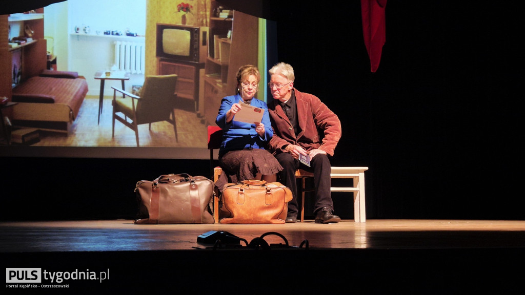 Wystawili spektakl ,,W cieniu wojen\'\'