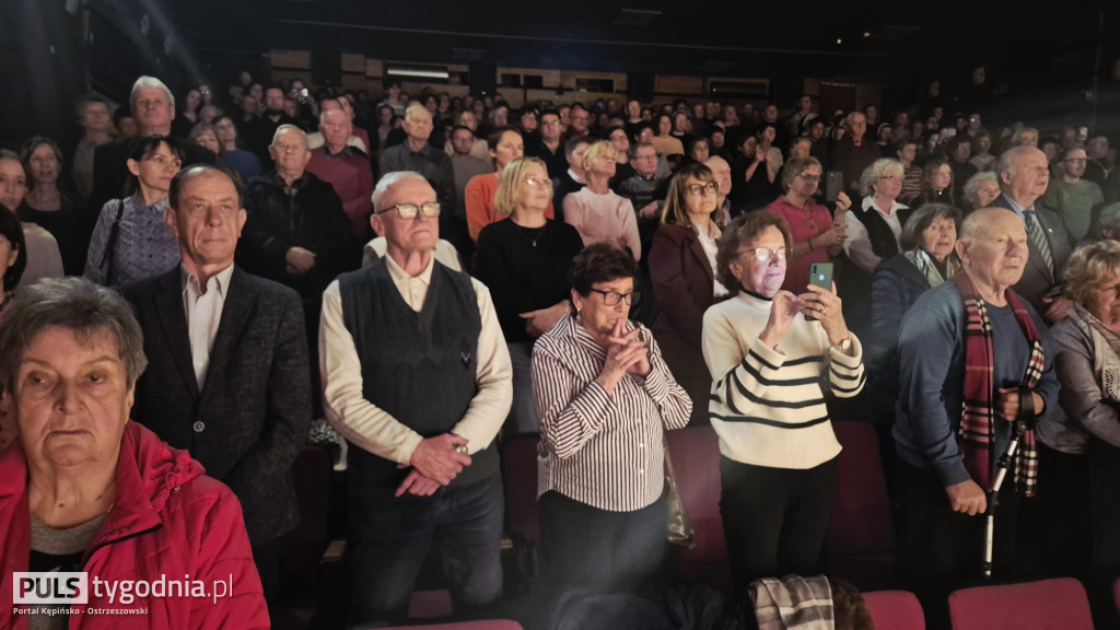 Wystawili spektakl ,,W cieniu wojen\'\'