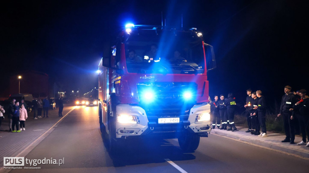 Powitali nowy wóz bojowy