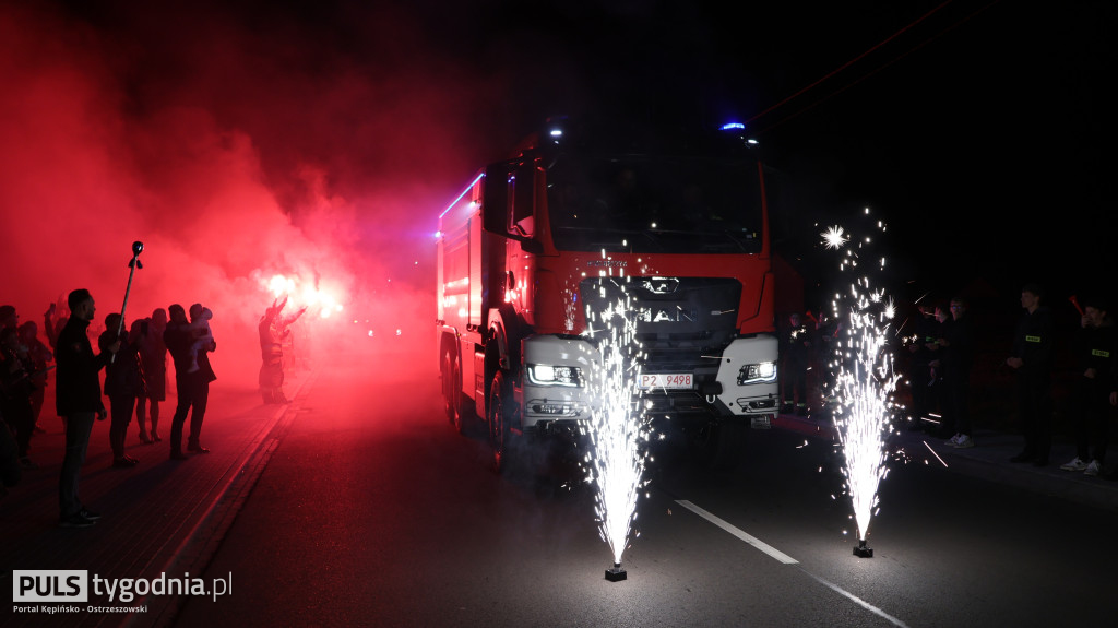 Powitali nowy wóz bojowy