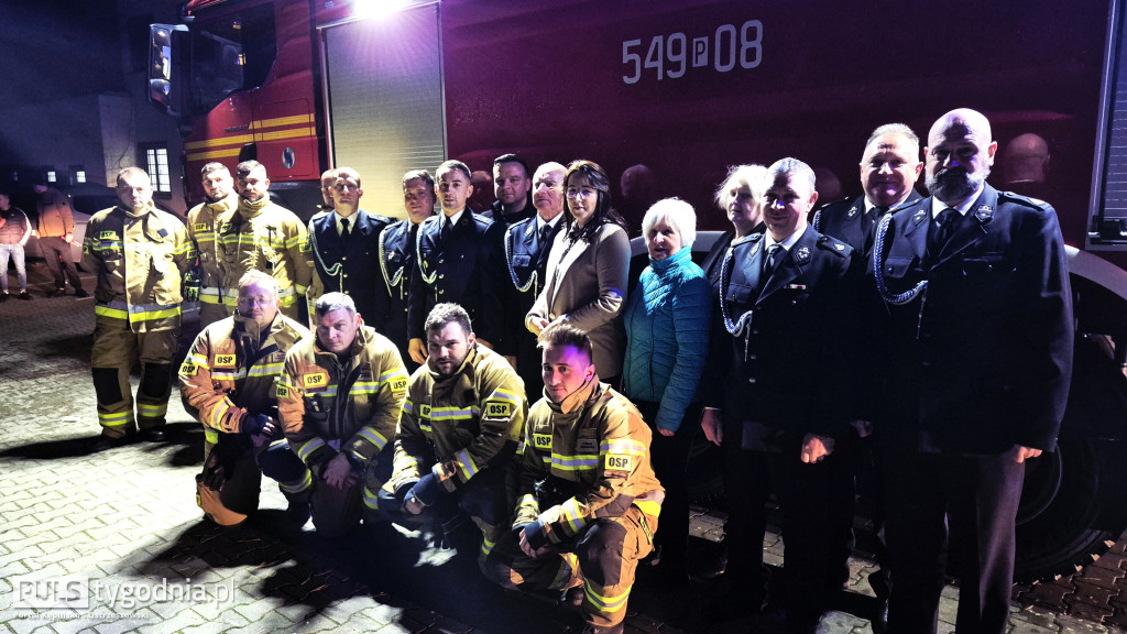 Powitali nowy wóz bojowy