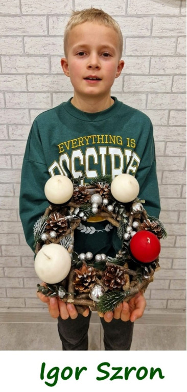 Przygotowali wieńce adwentowe