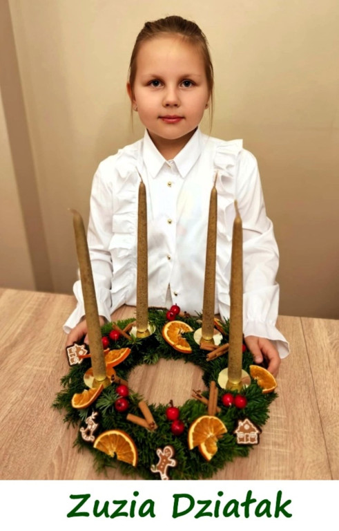 Przygotowali wieńce adwentowe