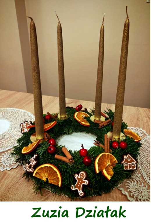 Przygotowali wieńce adwentowe