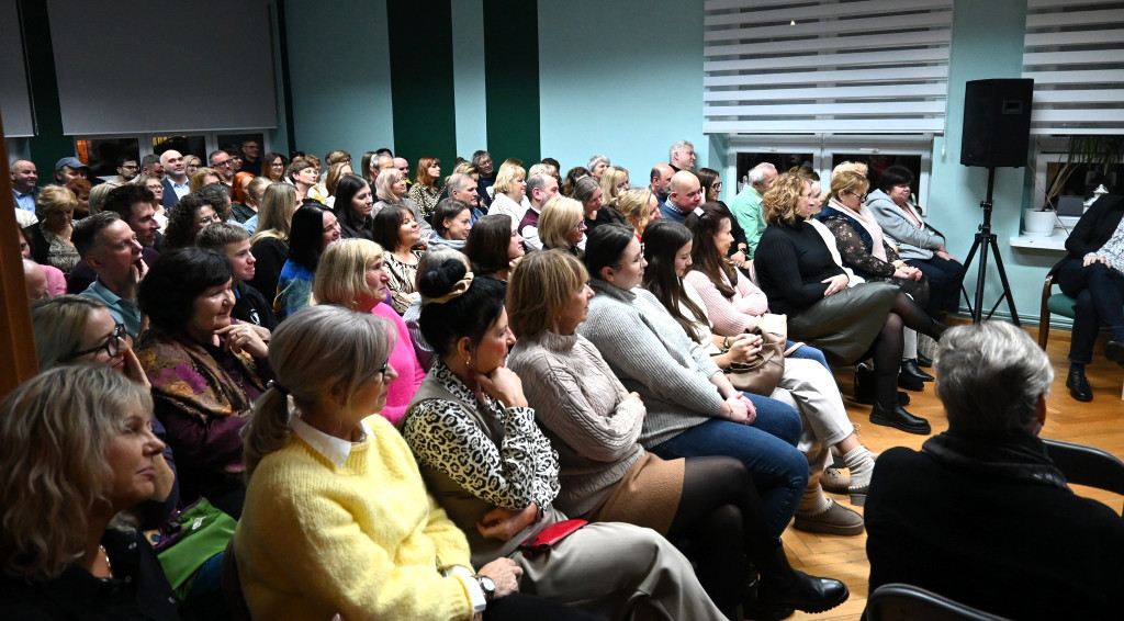 Adam Woronowicz w ostrzeszowskiej bibliotece