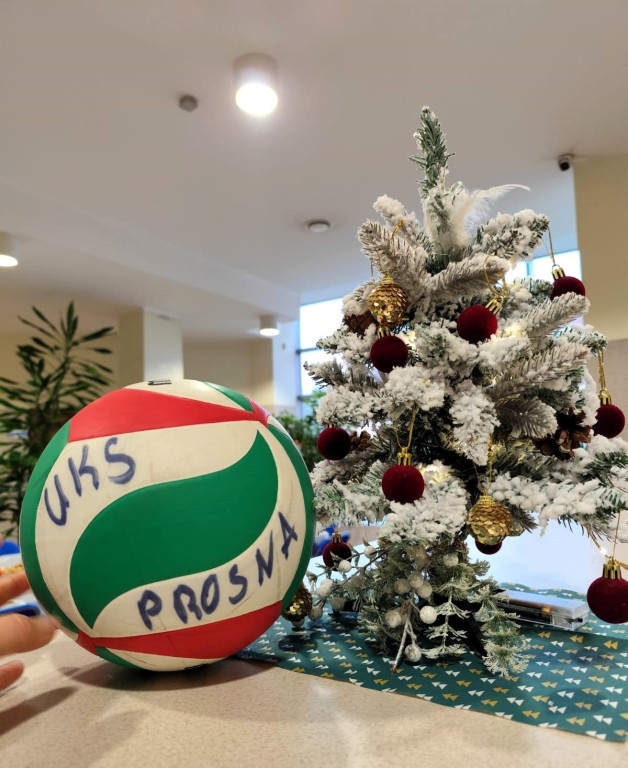 Mikołajki UKS \'\'PROSNA\'\' Grabów