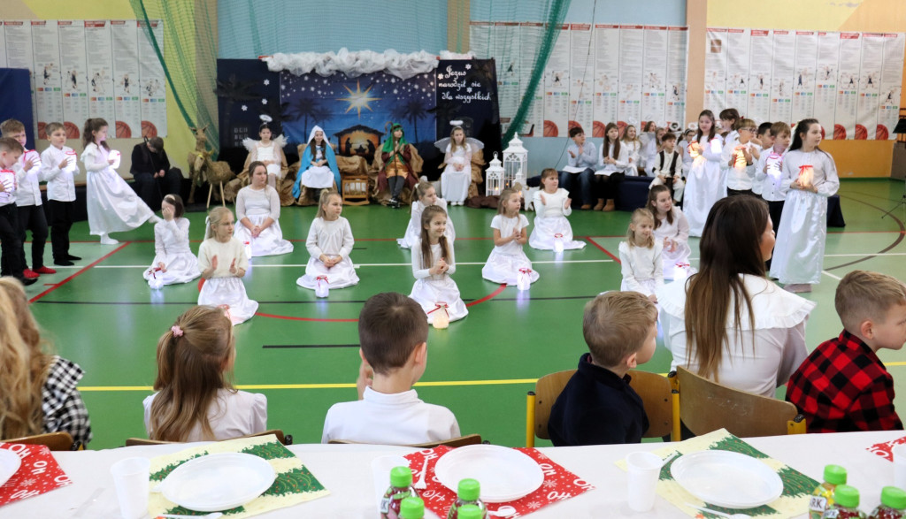 Jasełka w szkole w Kraszewicach