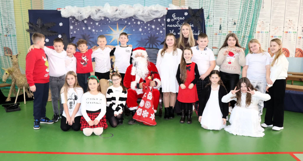 Jasełka w szkole w Kraszewicach