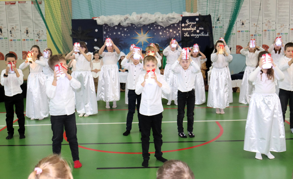 Jasełka w szkole w Kraszewicach
