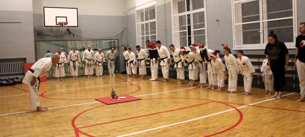 Wigilijny opłatek klubu UKS Hitotsu Ostrzeszów