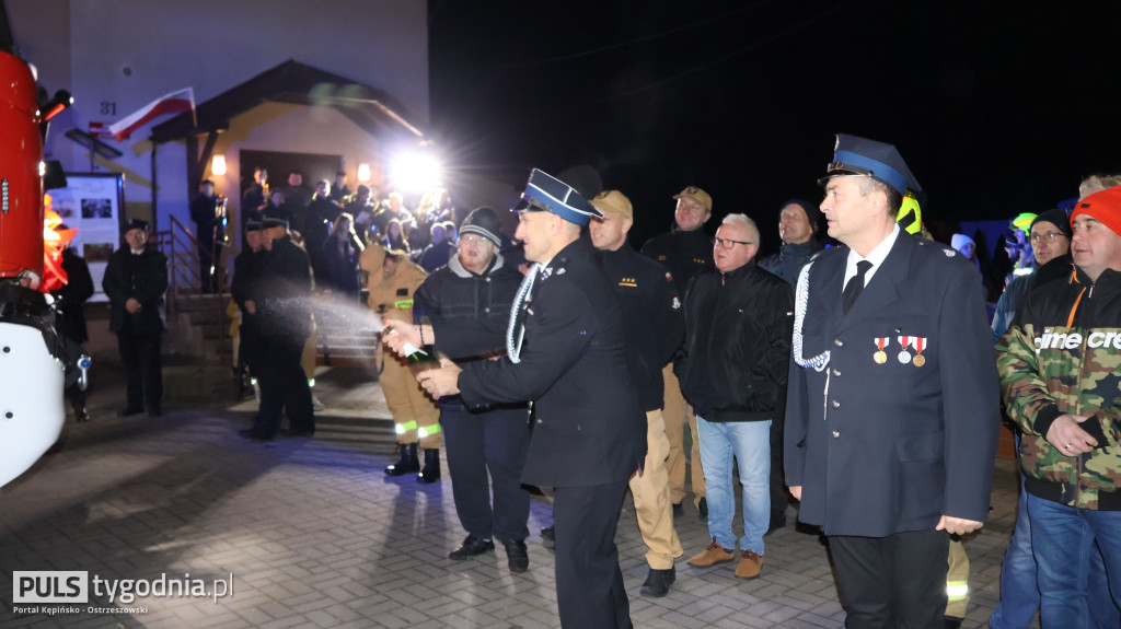 Nowy wóz dla strażaków z Czajkowa