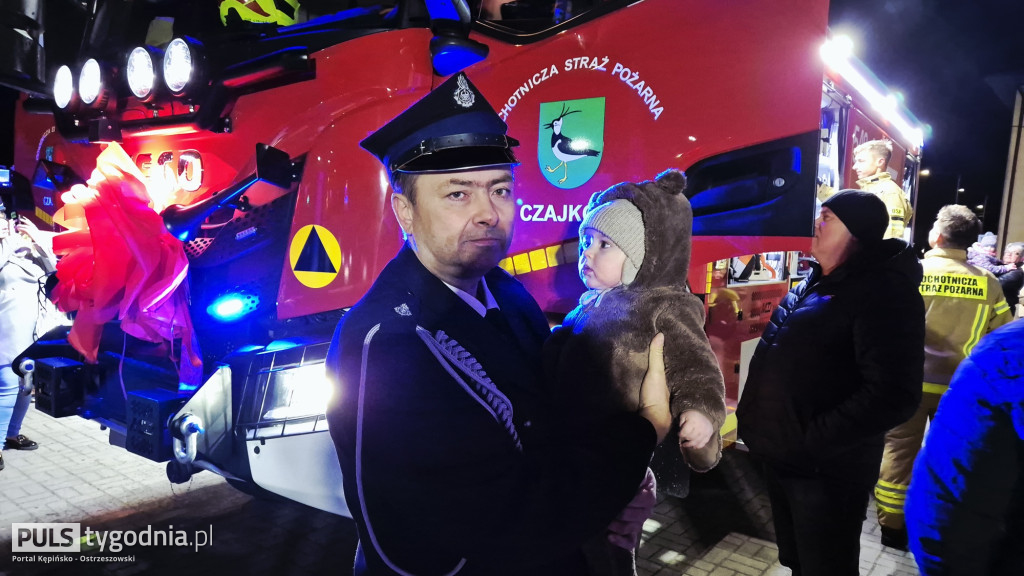 Nowy wóz dla strażaków z Czajkowa