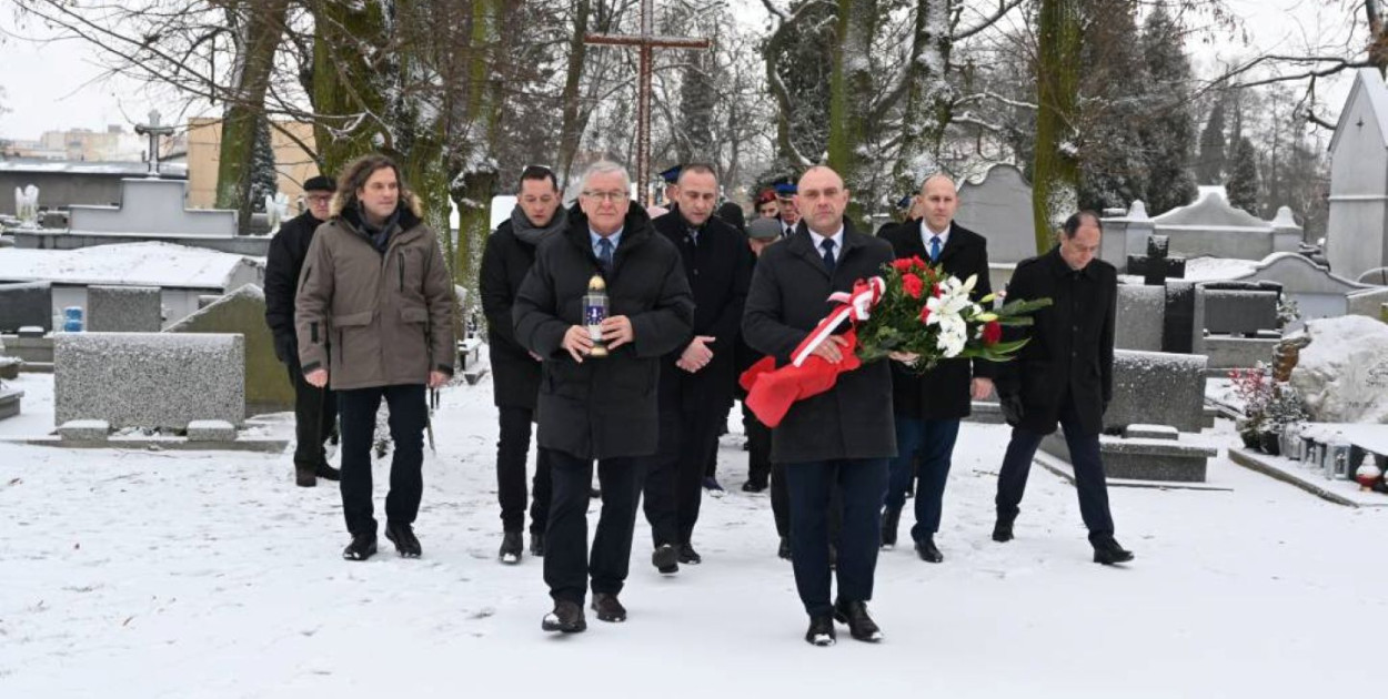 W hołdzie Powstańcom Wielkopolskim
