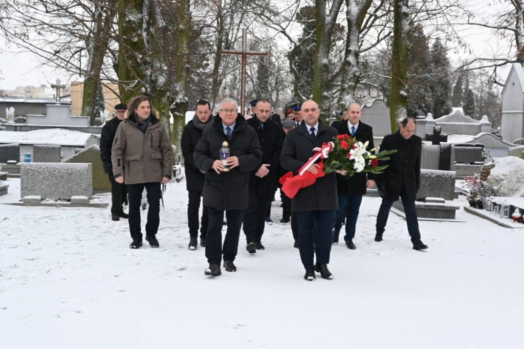 W hołdzie Powstańcom Wielkopolskim
