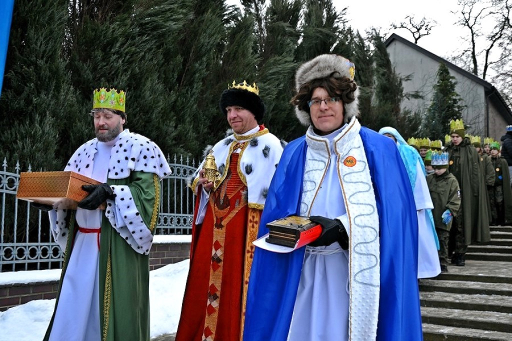 Orszak Królewski przeszedł ulicami Mikstatu