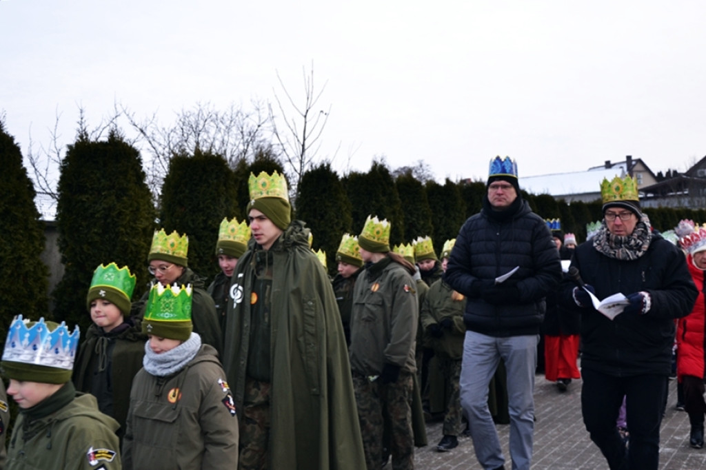 Orszak Królewski przeszedł ulicami Mikstatu