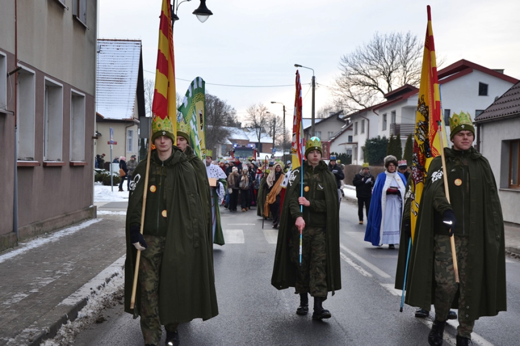 Orszak Królewski przeszedł ulicami Mikstatu