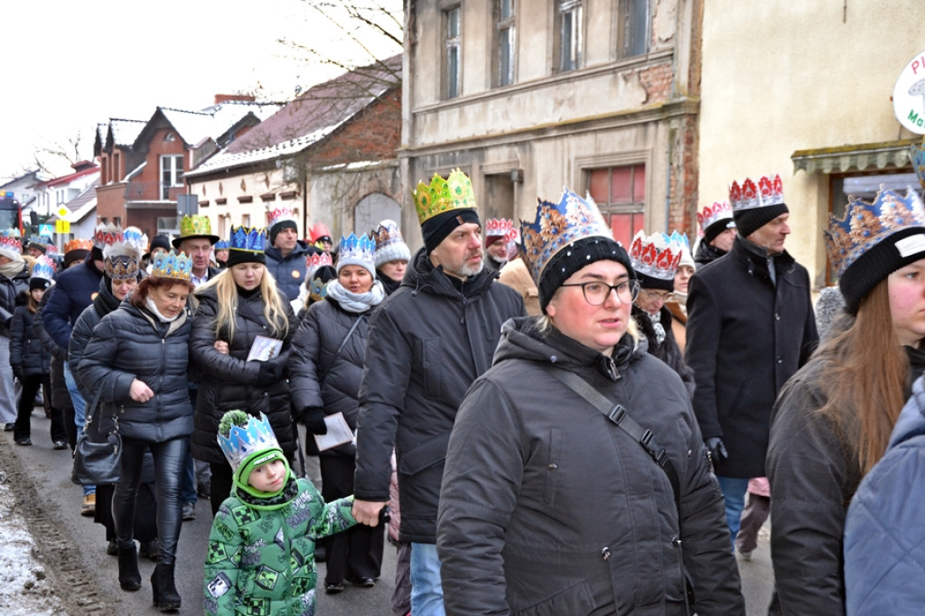 Orszak Królewski przeszedł ulicami Mikstatu