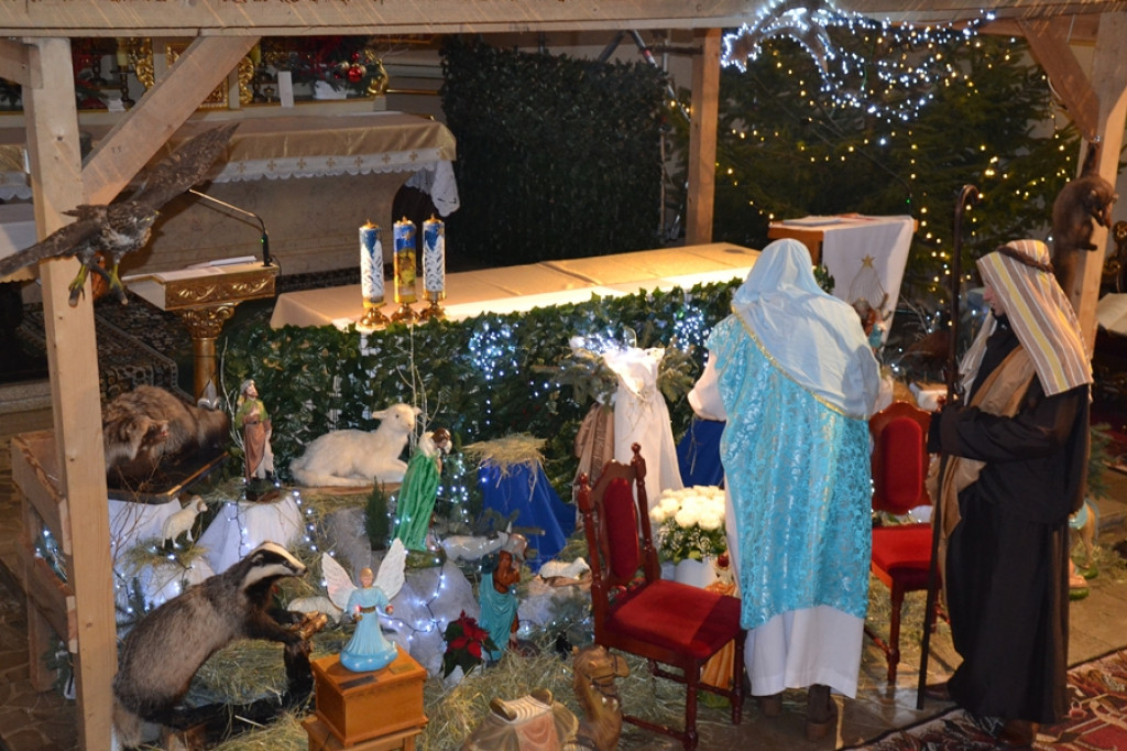 Orszak Królewski przeszedł ulicami Mikstatu