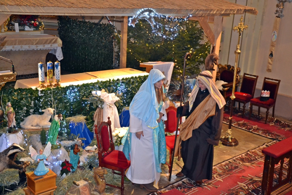 Orszak Królewski przeszedł ulicami Mikstatu