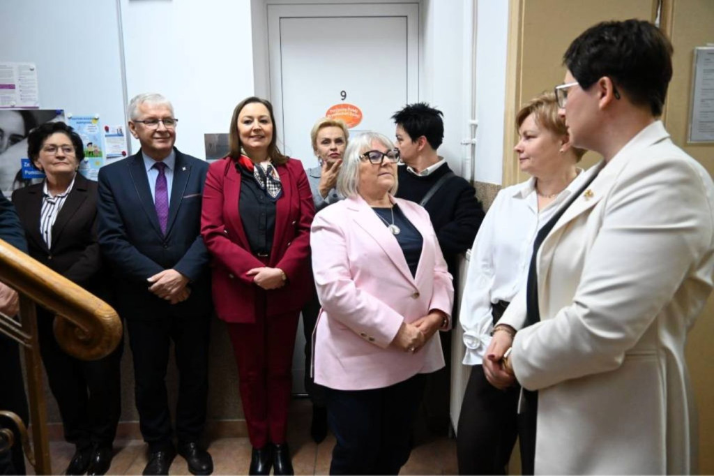 Winda w Powiatowym Centrum Pomocy Rodzinie